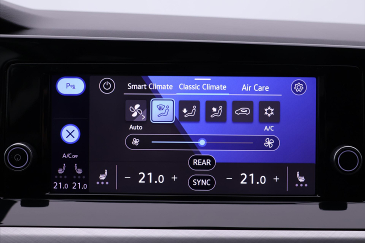 Volkswagen Golf 1,5 TSI 96kW Vrtual CZ LED