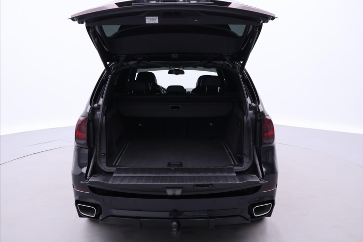 BMW X5 3,0 xDrive40d 230kW CZ