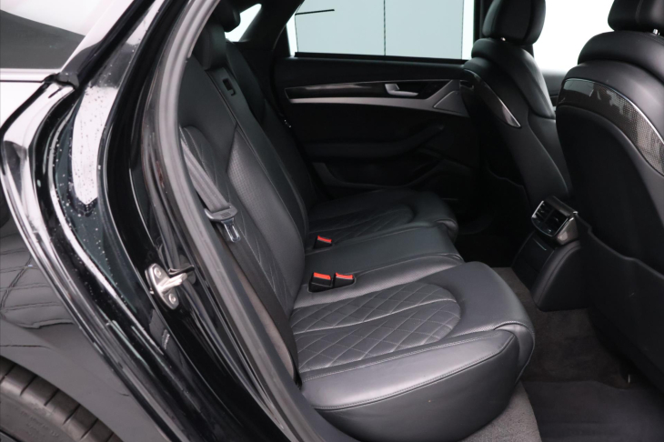 Audi S8 4.0 TFSI 445kW Plus Tiptronic