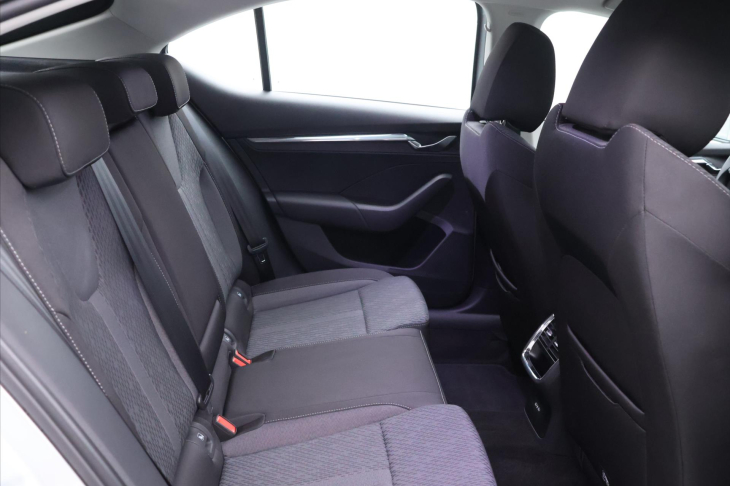 Škoda Octavia 2,0 TDI 85kW Style LED CZ