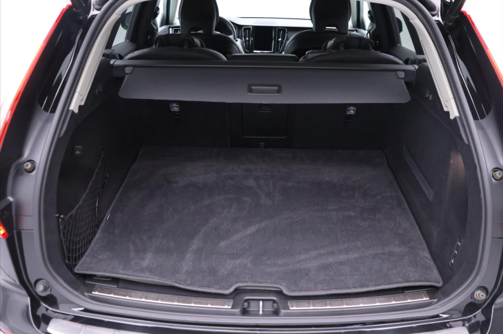 Volvo XC60 2,0 D5 AWD CZ Inscription DPH