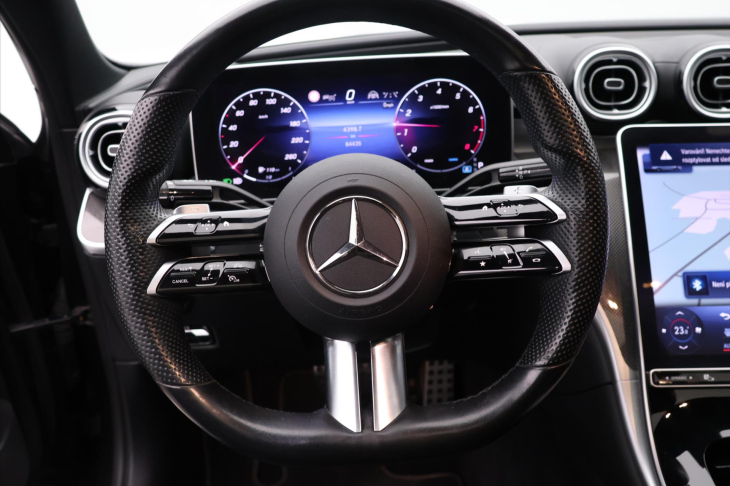 Mercedes-Benz Třídy C 2,0 4MATIC A9 190kW CZ DPH 300