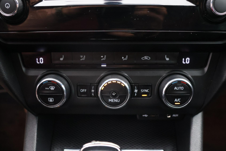 Škoda Octavia 2,0 TDI RS 135kW DSG CHALLENGE