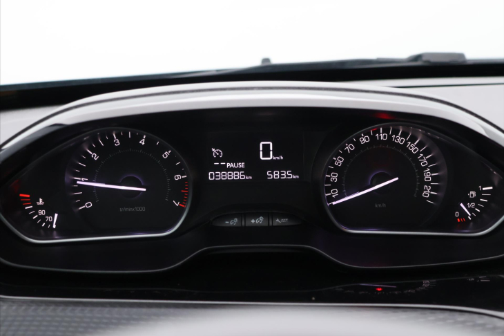 Peugeot 2008 1,2 PT 110k Active Klima CZ