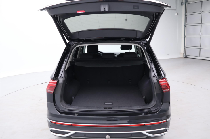 Volkswagen Tiguan Allspace 2,0 TDI DSG 4M CZ Elegance DPH