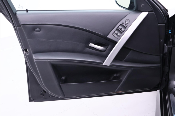 BMW M5 5,0 373kW Kůže Klima. Navigace