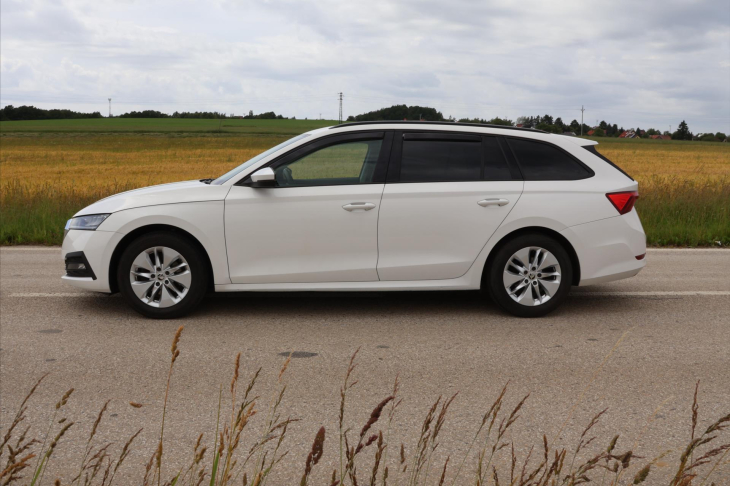 Škoda Octavia 2,0 TDI 85kW Ambition CZ