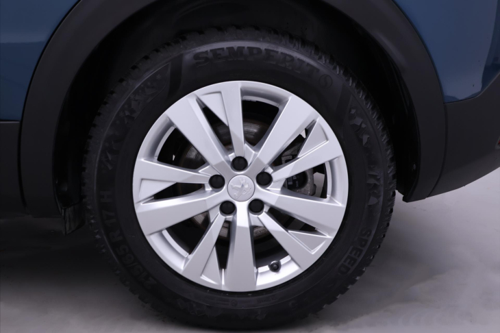 Peugeot 3008 1,2 PT 96kW Aut. CZ DPH 1.Maj.