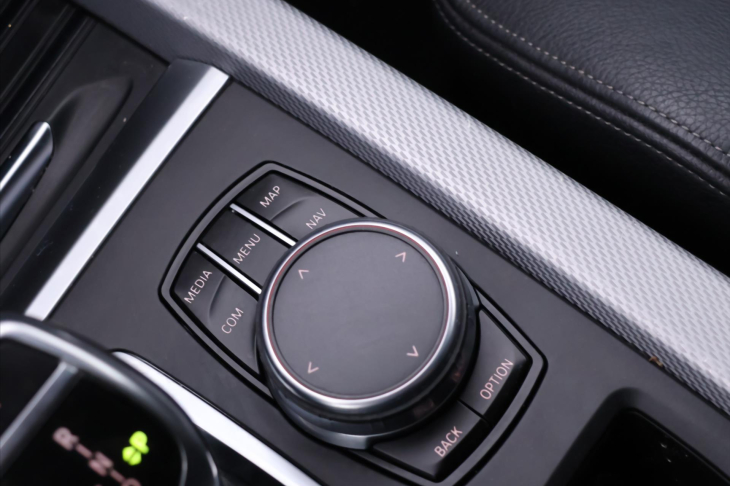 BMW X5 3,0 30d xD M-paket DPH 1.Maj.