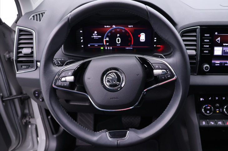 Škoda Karoq 2,0 TDI DSG 4x4 Tour Virtual