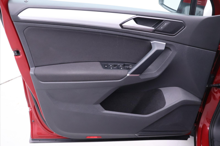 Volkswagen Tiguan 2,0 TDI 110kW Navi Tažné 1.Maj