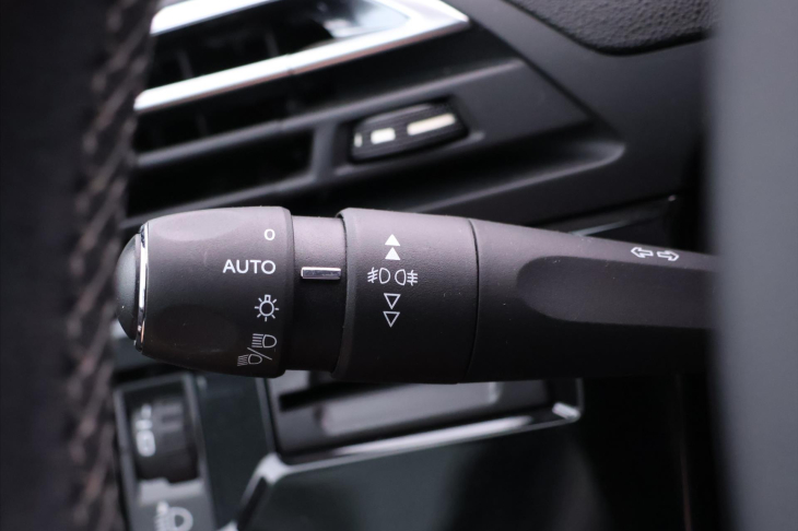 Citroën Grand C4 Picasso 1,2 PT 96kW Shine 7-Míst 1.Maj