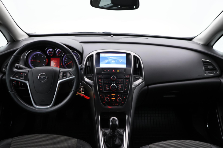 Opel Astra 1.7 CDTi 81kW Cosmo tažné