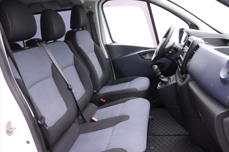 Opel Vivaro 1,6 CDTI 107kW Long 9-Míst