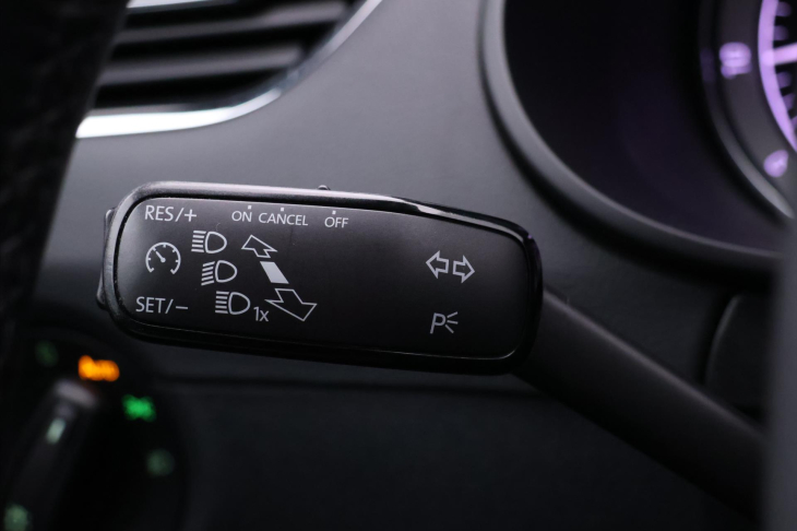 Škoda Octavia 1,0 TSI Style Plus Navi DPH