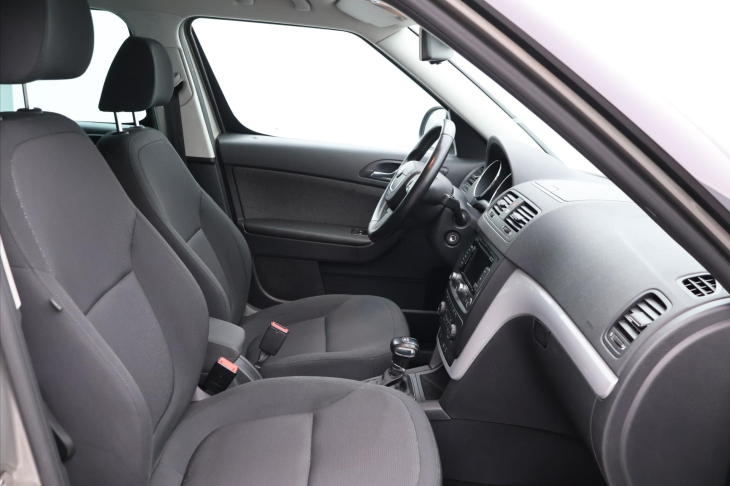 Škoda Yeti 2,0 TDI 103kW DSG 4x4 Xenon