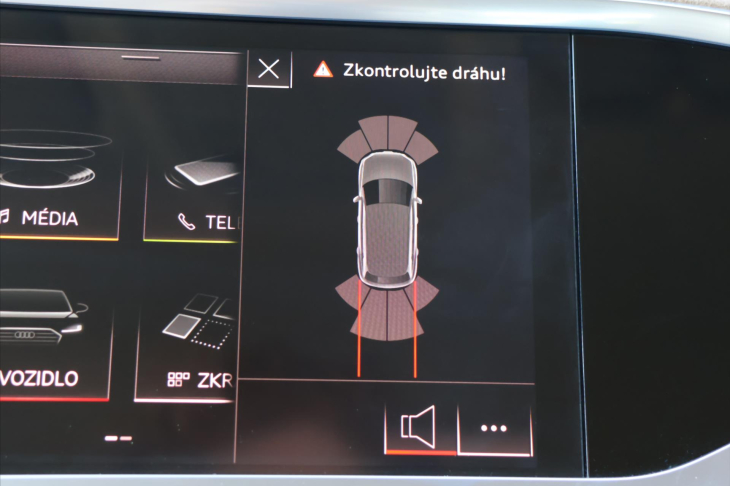 Audi Q3 2,0 TDI 110kW Advanced CZ DPH