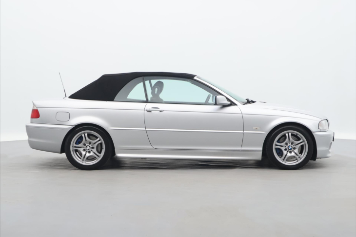 BMW Řada 3 3.0 330i 170kW Mpaket BiXenon