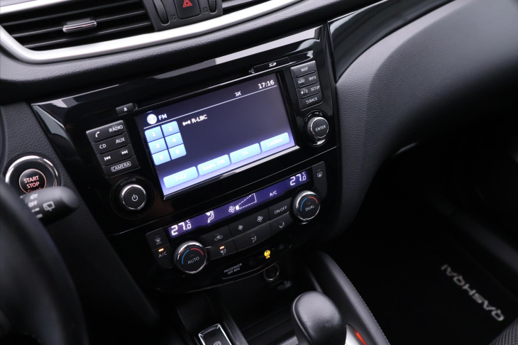 Nissan Qashqai 1,2 DIG-T 85kW Xtronic Acenta