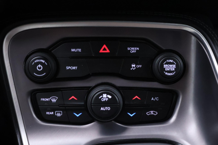 Dodge Challenger 3,6 V6 227kW Automat SXT