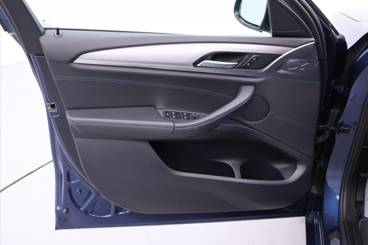 BMW X4 2,0 20xD 140kW CZ M-Sport LED