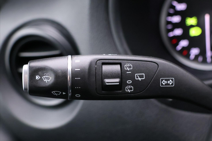 Mercedes-Benz Vito 2,0 116CDI 9 Míst Long Automat