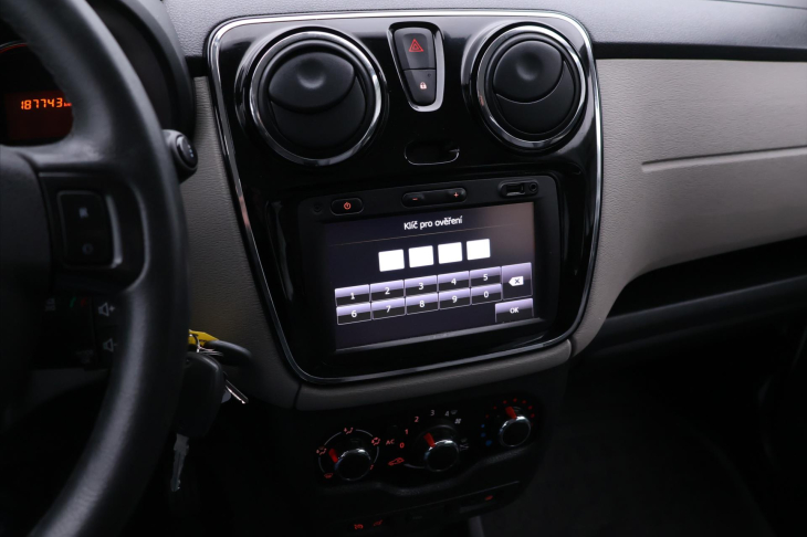 Dacia Lodgy 1,2 TCE Blackline Navi Kůže TZ