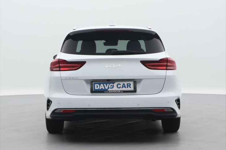 Kia Ceed 1,5 T-GDI 117kW TOP DPH CZ 1.Maj