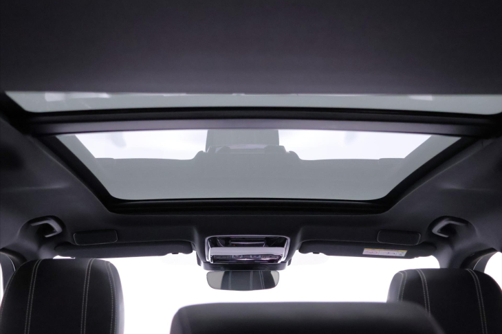 Land Rover Range Rover Velar 3,0 D 221 kW R-Dynamic SE