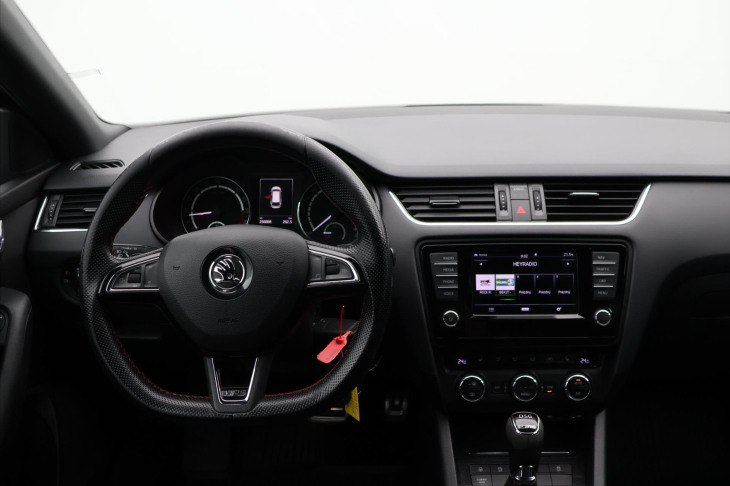 Škoda Octavia 2,0 TDi 4x4 DSG RS CZ