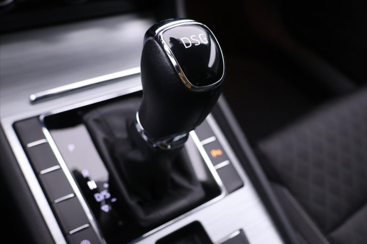 Škoda Superb 2,0 TDI 110kW DSG CZ 1.Maj DPH