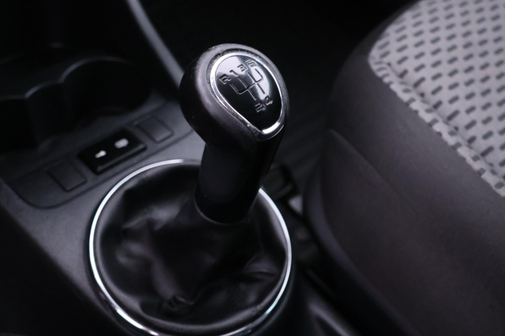 Škoda Roomster 1,2 TSI 63kW CZ Style Tažné