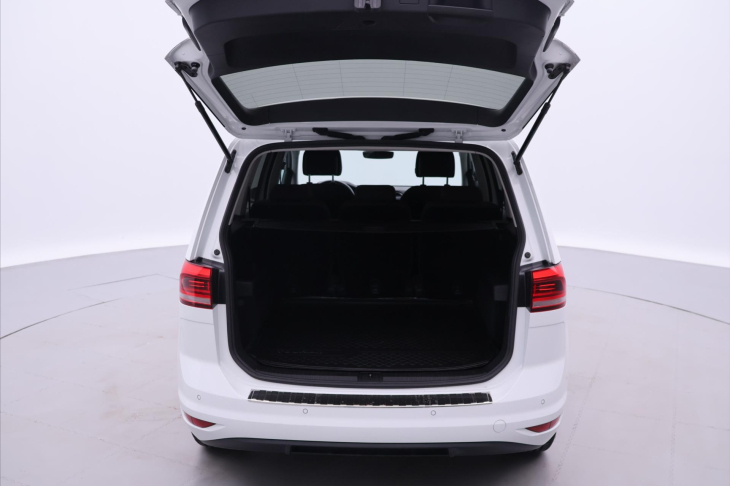 Volkswagen Touran 1,5 TSI EVO 110kW Comfortline CZ