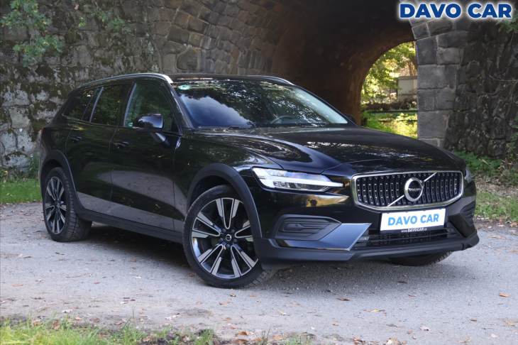 Volvo V60 2,0 B4 AWD Cross Country DPH
