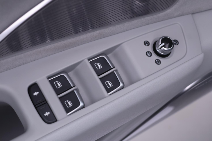 Audi A8 4,2 FSI 273kW Quattro Tiptronic