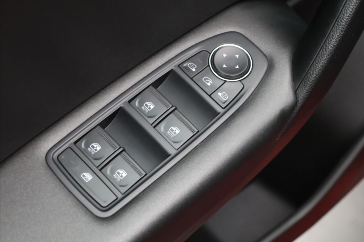 Renault Captur 1,0 TCe 67kW CZ Zen 1.Maj LED
