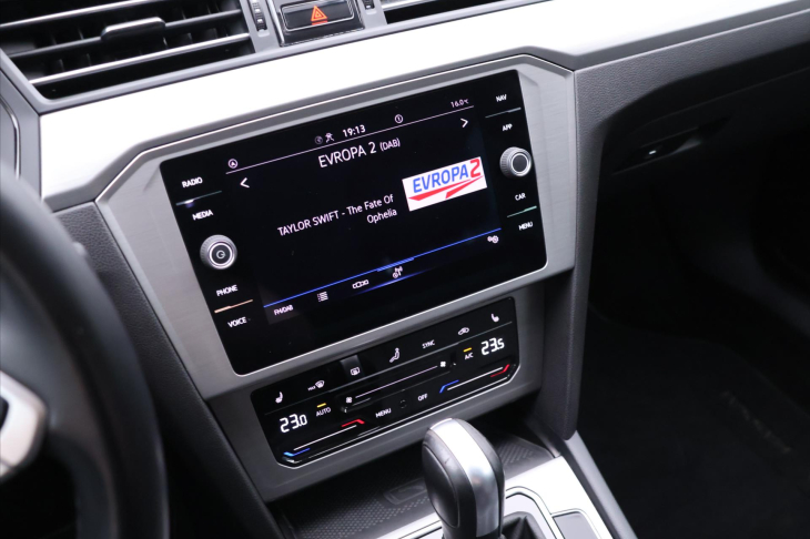 Volkswagen Passat 2,0 TDI 110kW DSG LED DPH