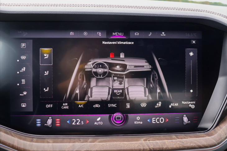 Volkswagen Touareg 3,0 TDI V6 210kW 4M CZ DPH