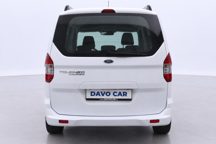Ford Tourneo 1,5 TDCi 71kW Titanium CZ