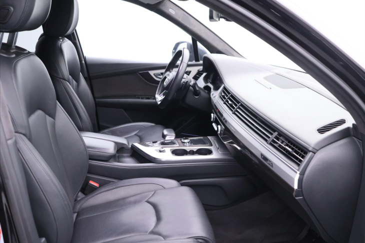 Audi SQ7 4,0 TDI Quattro 320kW CZ DPH