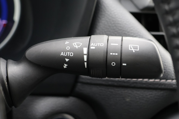 Toyota RAV4 2,5 131kW Hybrid Navigace