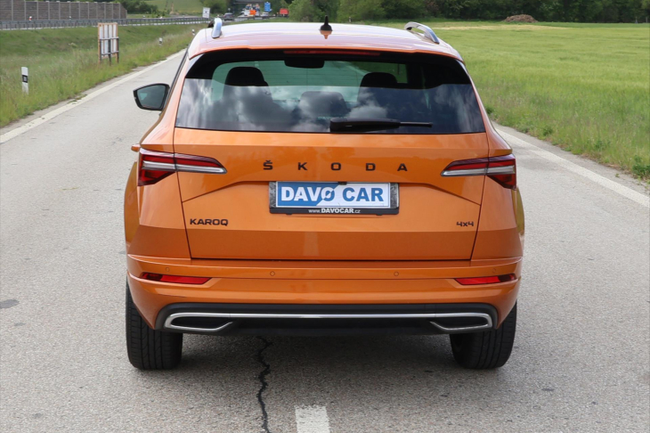 Škoda Karoq 2,0 TDI DSG Sportline 4x4 DPH