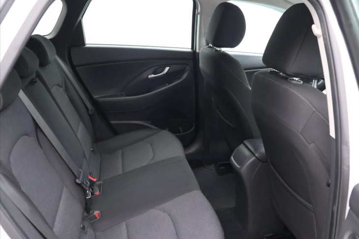 Hyundai i30 1,6 CRDi 85kW Aut. Style CZ