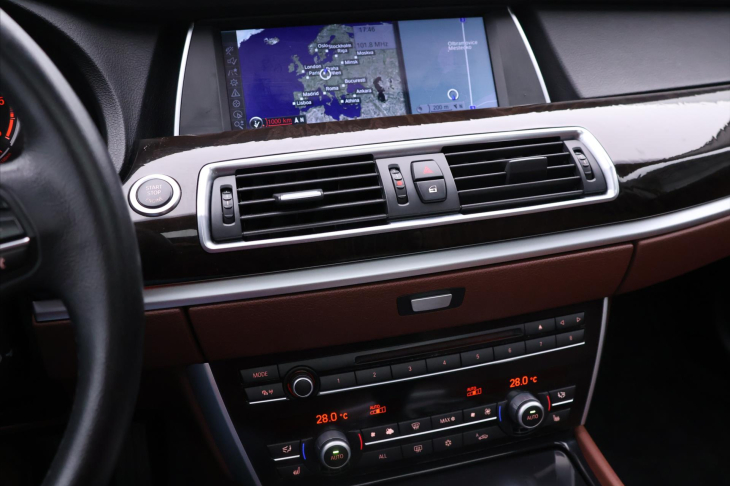 BMW Řada 5 3,0 530D 180kW xDrive Aut. GT