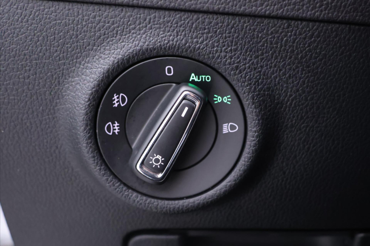 Škoda Superb 2,0 TDI 140kW DSG Scout 4x4 CZ