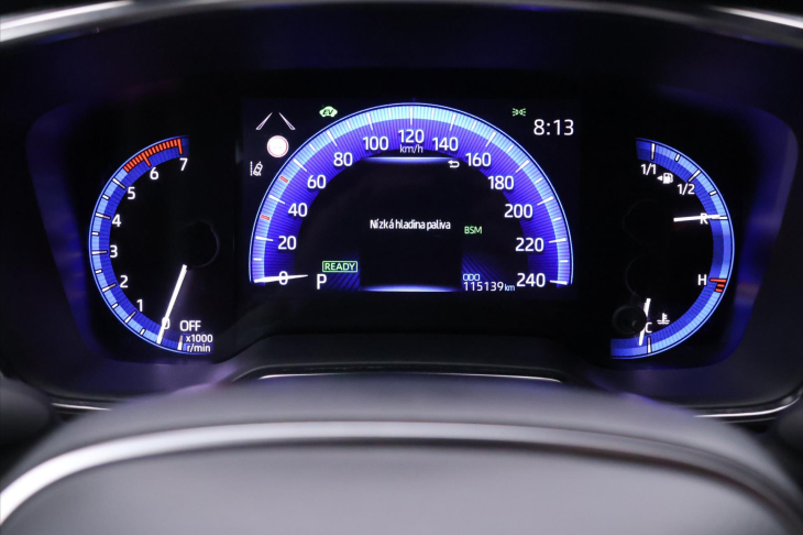 Toyota Corolla 1,8 HB Executive Aut. DPH CZ 1.Maj.