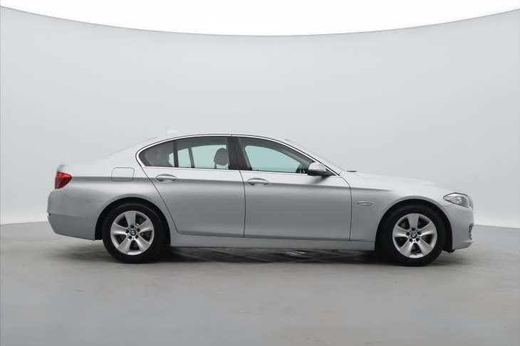 BMW Řada 5 2.0 520d 135kW Aut. Xenon Navi CZ