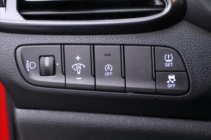 Hyundai i30 1,5 T-GDI 118kW Aut N-Line DPH