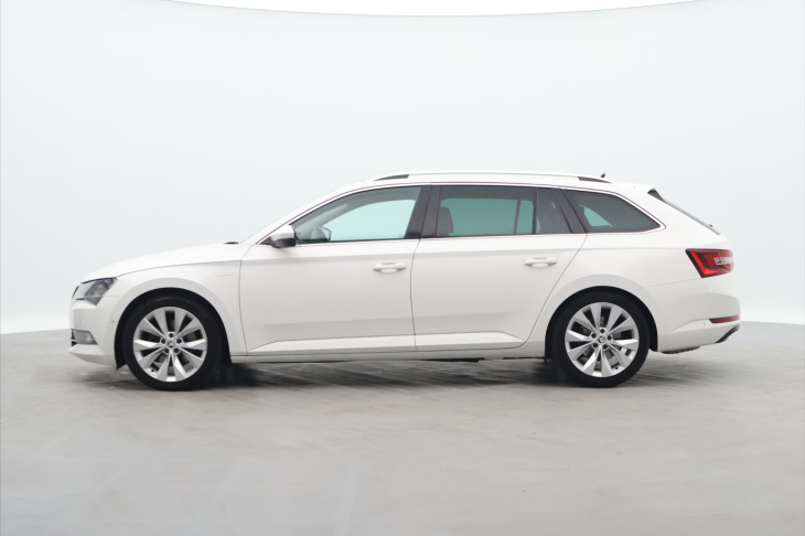 Škoda Superb 2,0 TDI 140kW L&K Navi CZ