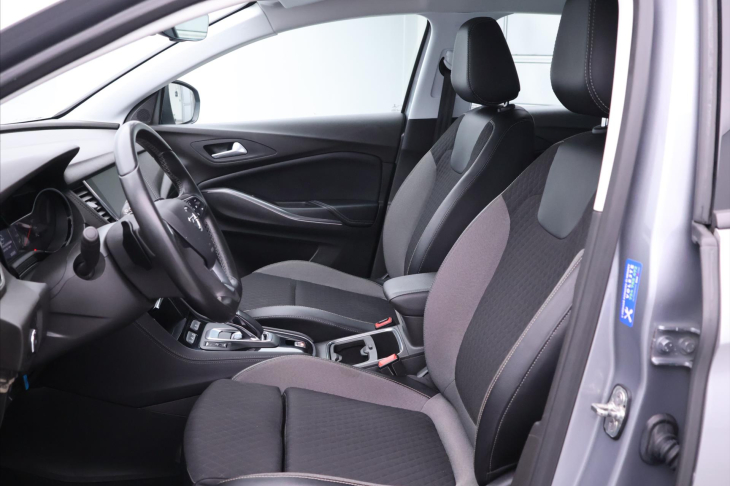 Opel Grandland X 1,6 TURBO PHEV 4x4 Innovation